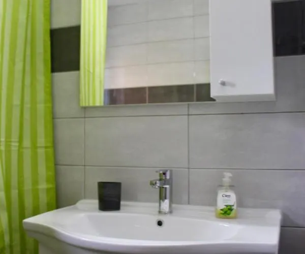 Filipovic 아파트 *